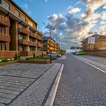 Apartment Hill *